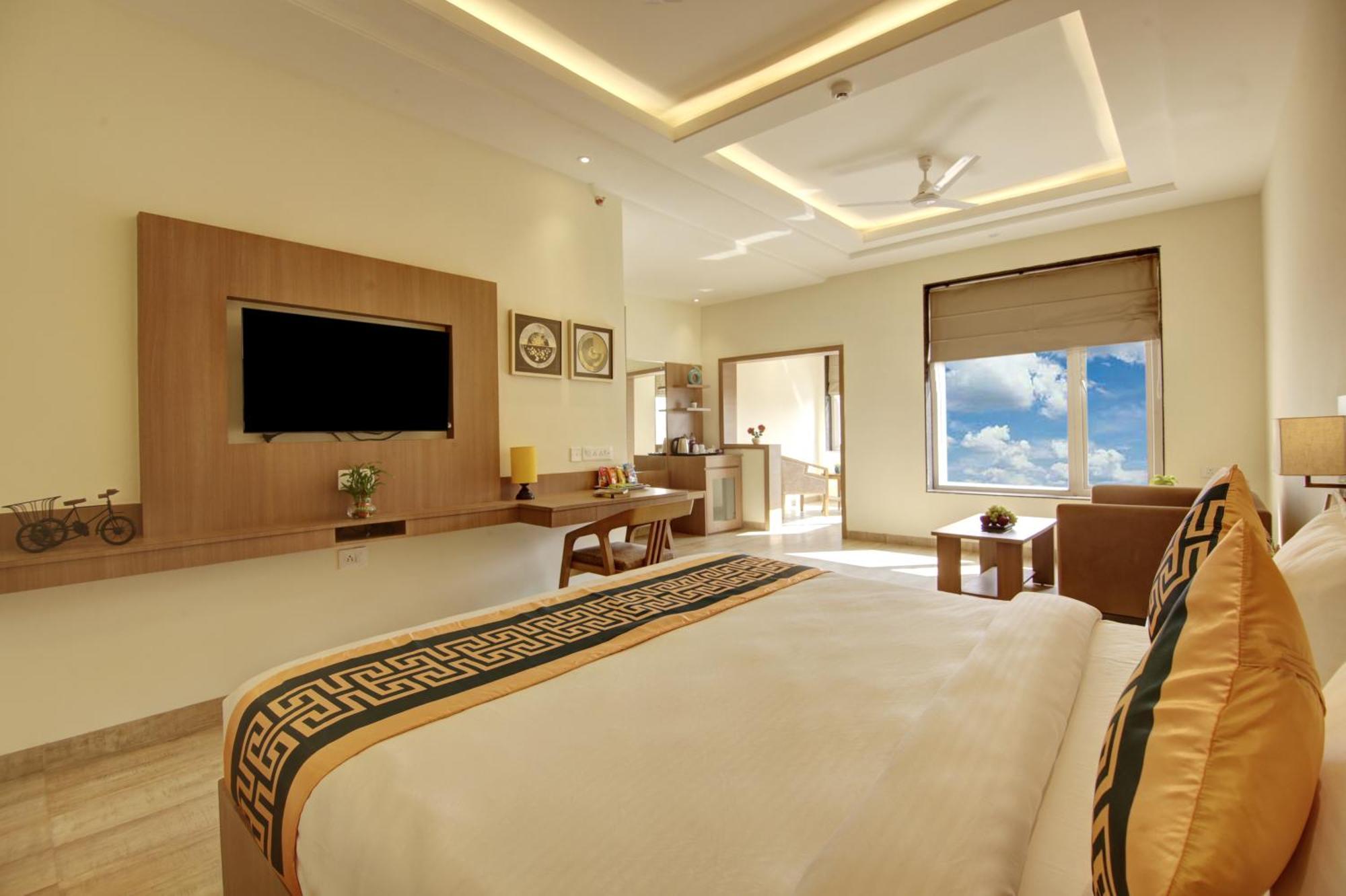 Airport Hotel Claytone Нью-Дели Экстерьер фото